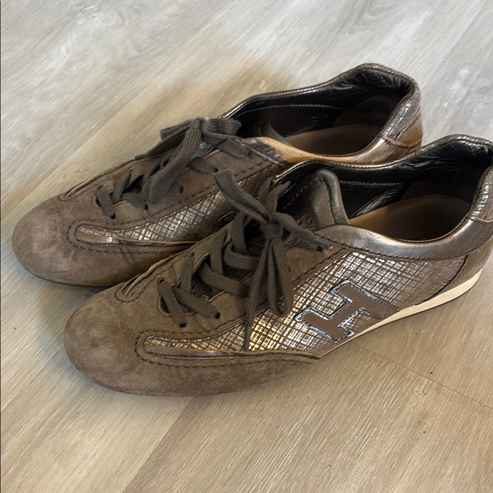 Hogan Brown Athletic Shoes with Sleek Design